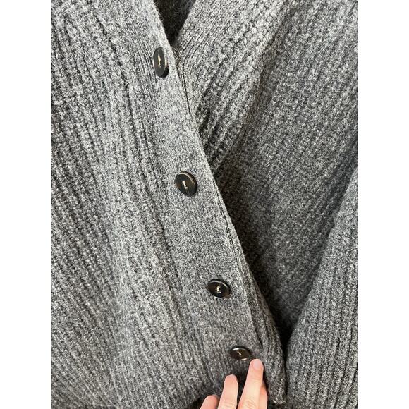 TUG Womens Wool Chunky Knit Ribbed Cardigan Sz OS Gray Oversized Minimal Capsule - Picture 3 of 9